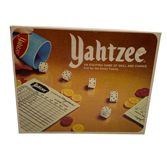 Vintage 1978 Milton Bradley Yahtzee Game Complete with Scorecard EUC - Picture 2 of 8